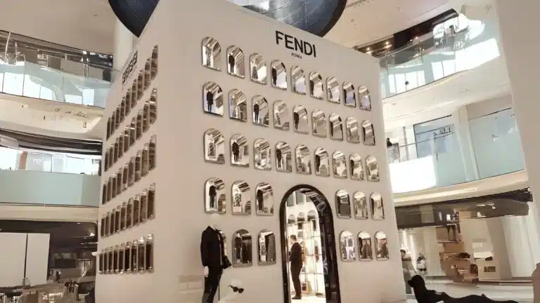 Fendi Dubai Mall Mağazası Roma Zarafeti, Dubai İhtişamıyla Buluşuyor