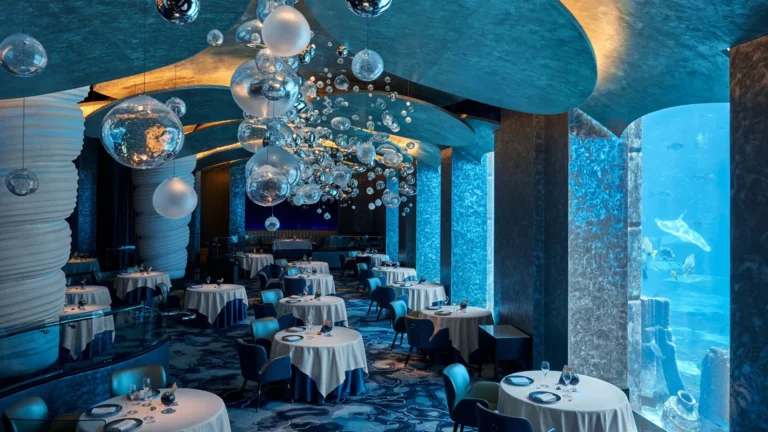Ossiano Dubai Restoranı Akvaryum Manzarasında Lüks Bir Gastronomi Deneyimi