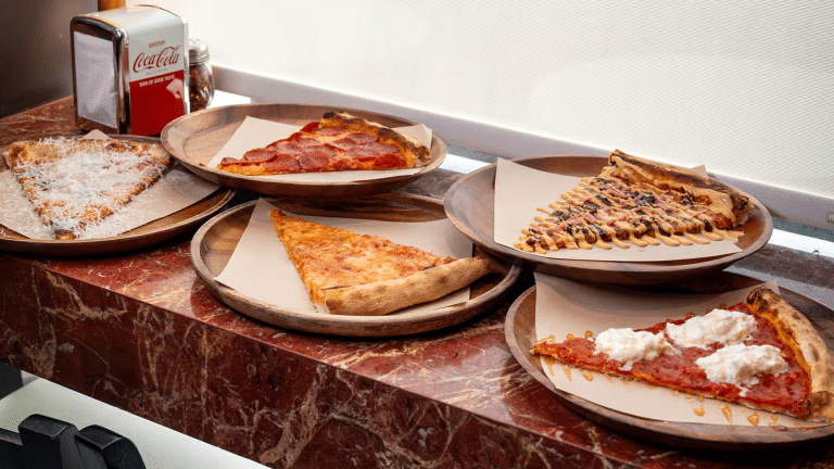 ZaZa Slice Dubai Şehrin Yeni Pizza FenomeniSlice Dubai Şehrin Yeni Pizza Fenomeni